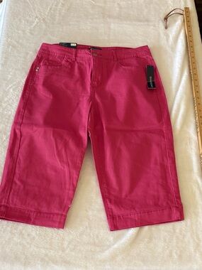 New Bandalino Pink Women’s Bermuda Capris